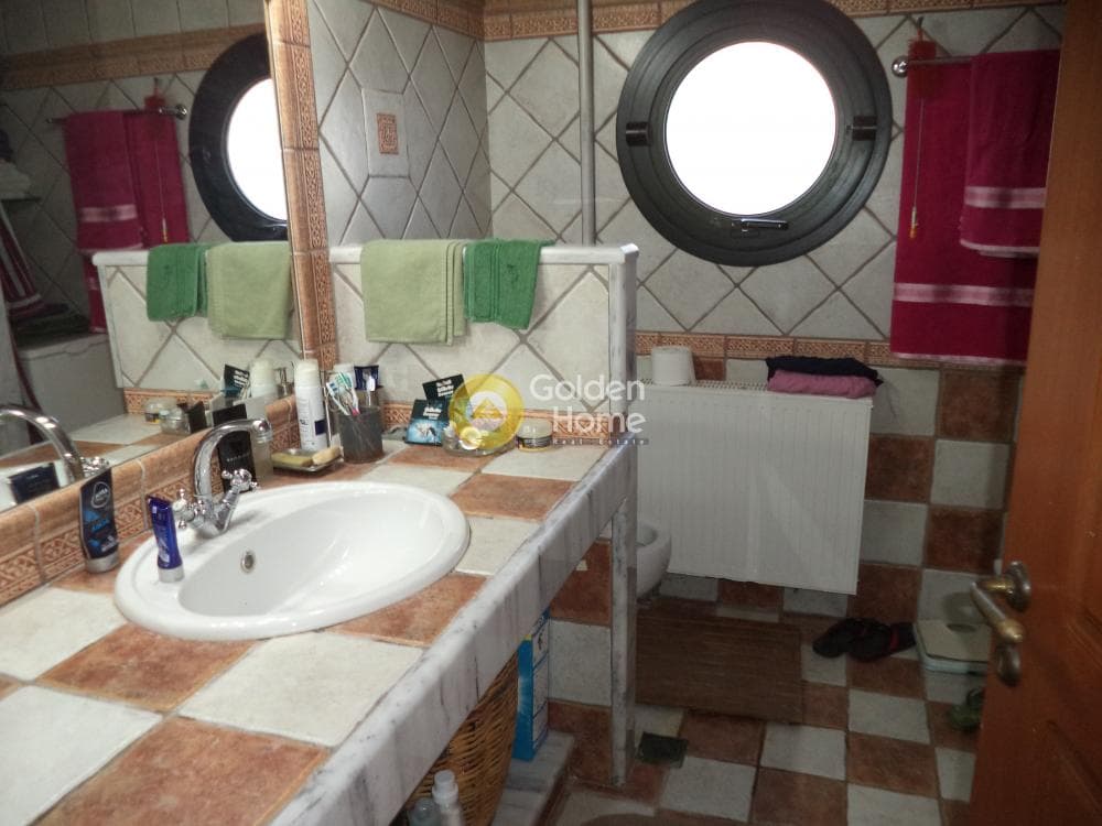 House in Panorama, Aigio — Photo 1 of 19