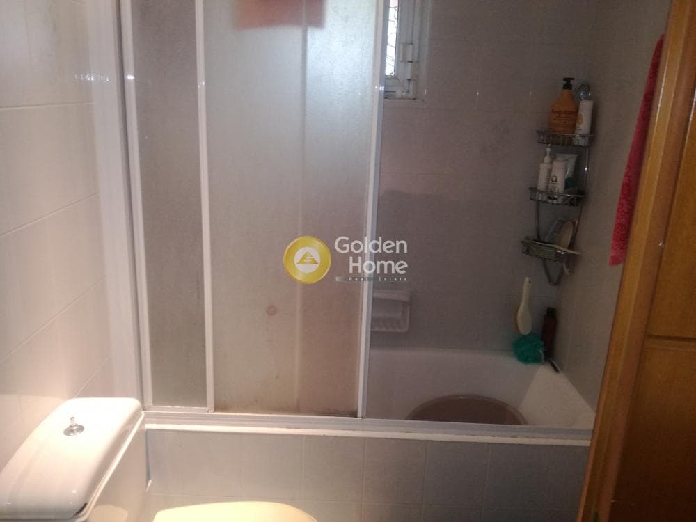Apartment in Kareas, Vironas — Photo 18 of 32