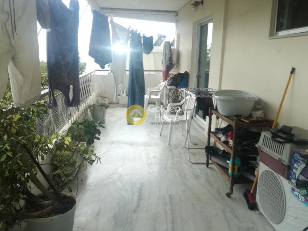 Apartment in Kareas, Vironas — Photo 20 of 32