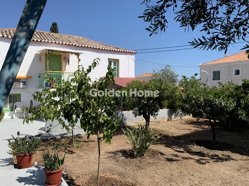 House in Kouzounos, Spetses — Photo 9 of 21