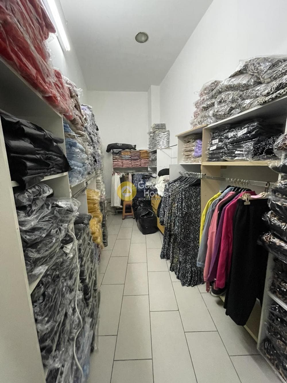 Retail Store in Center, Tavros — Photo 4 of 21