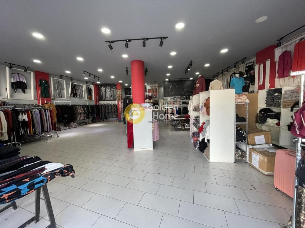Retail Store in Center, Tavros — Photo 1 of 21