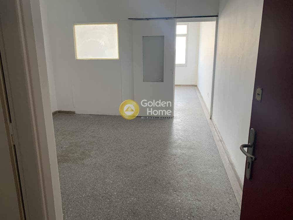 Office in Omonoia, Kentro — Photo 1 of 6
