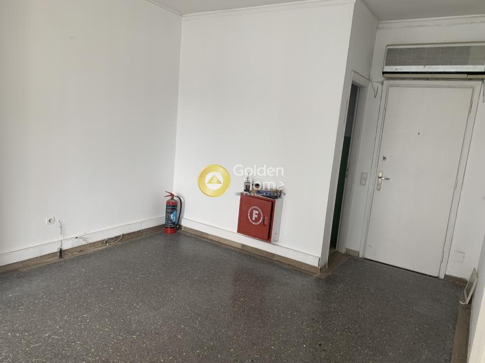 Office in Omonoia, Kentro — Photo 2 of 9