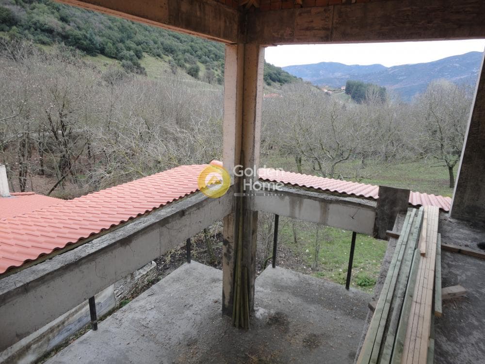 House in Milos, Kalavrita — Photo 12 of 26