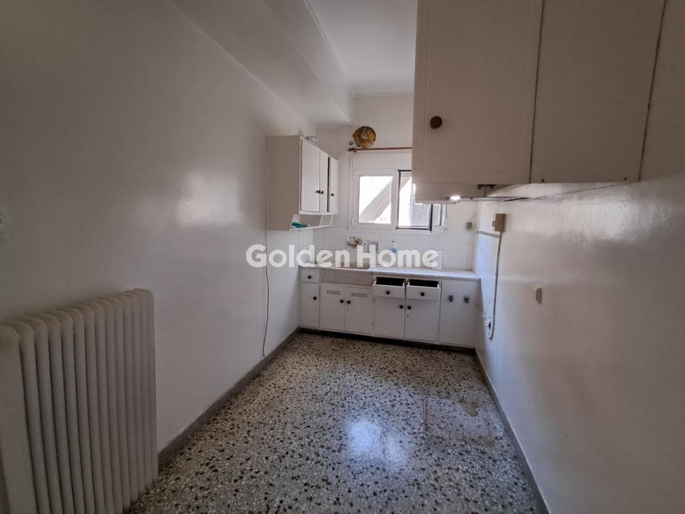 Apartment in Agios Panteleimonas, Attiki — Photo 8 of 13