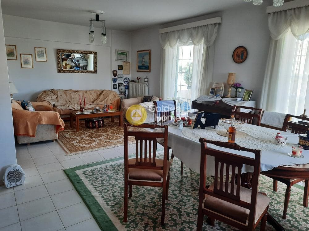 House in Agia Triada, Paiania — Photo 1 of 16