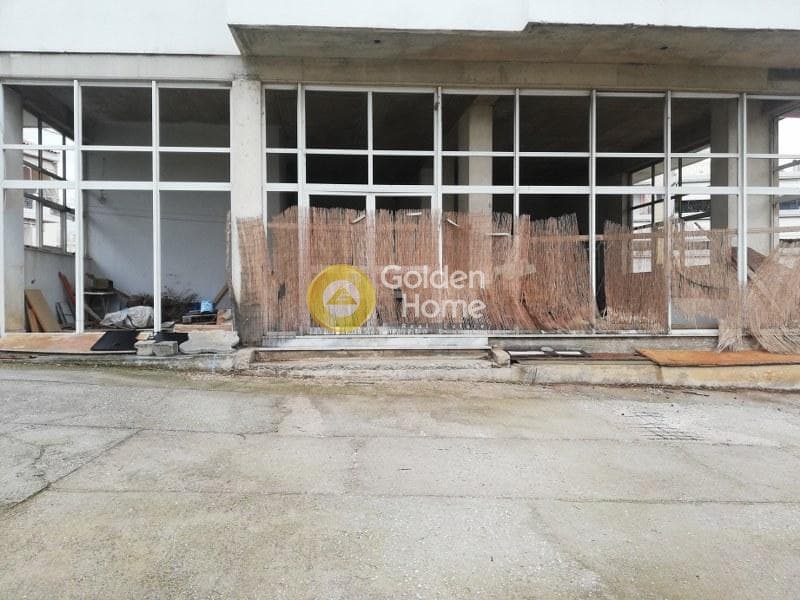 Retail Store in Megala Sxoinia A, Acharnes — Photo 1 of 17