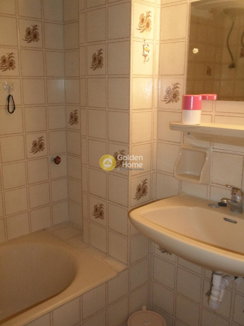 Apartment in Center, Aigio — Photo 8 of 9