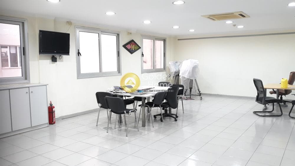 Office in Diilistiria, Piraeus — Photo 4 of 25