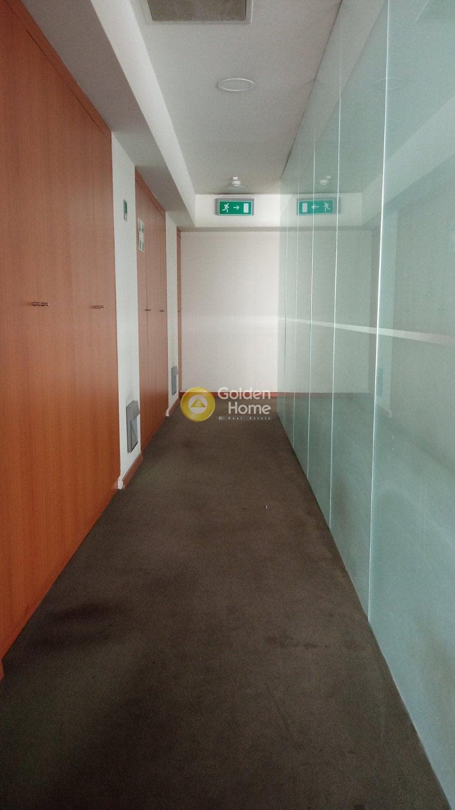 Office in Port, Piraeus — Photo 1 of 28