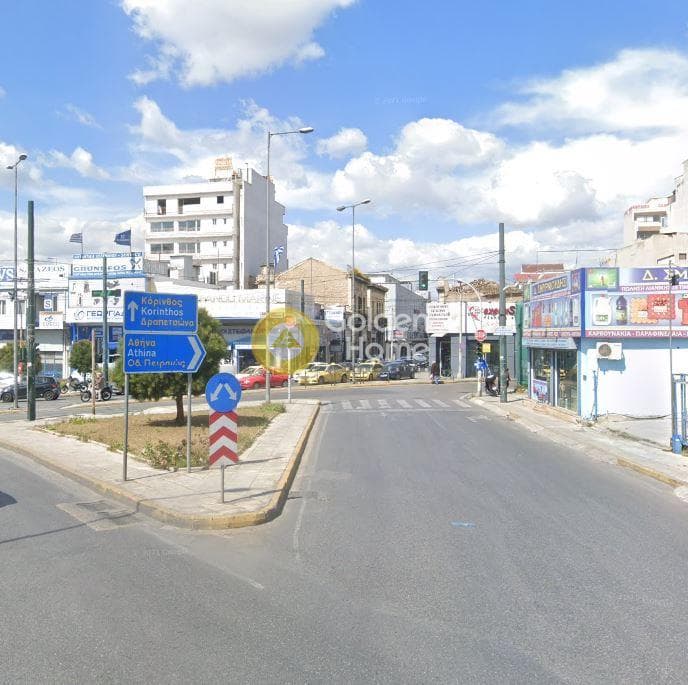 Building Plot in Center, Piraeus — Photo 1 of 4