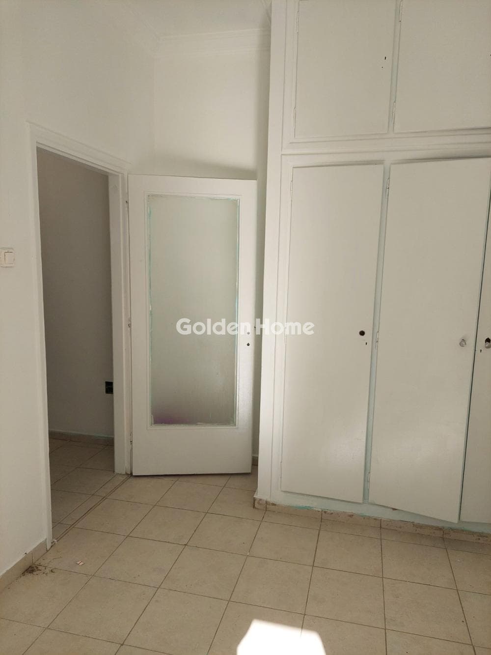 Apartment in Agios Panteleimonas, Attiki — Photo 1 of 11
