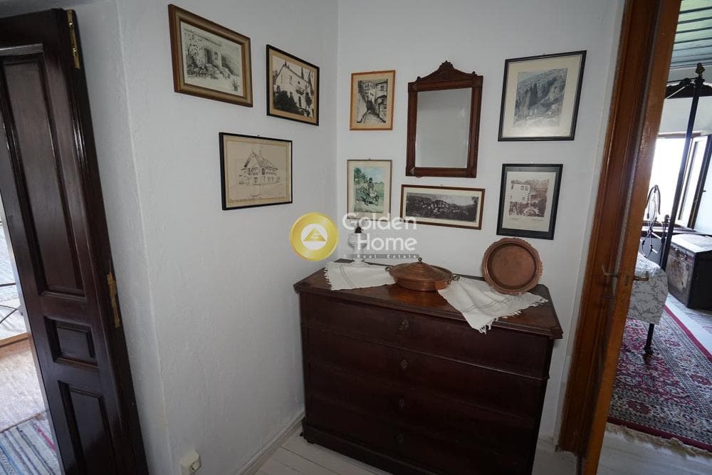 House in Center, Makrinitsa — Photo 18 of 24