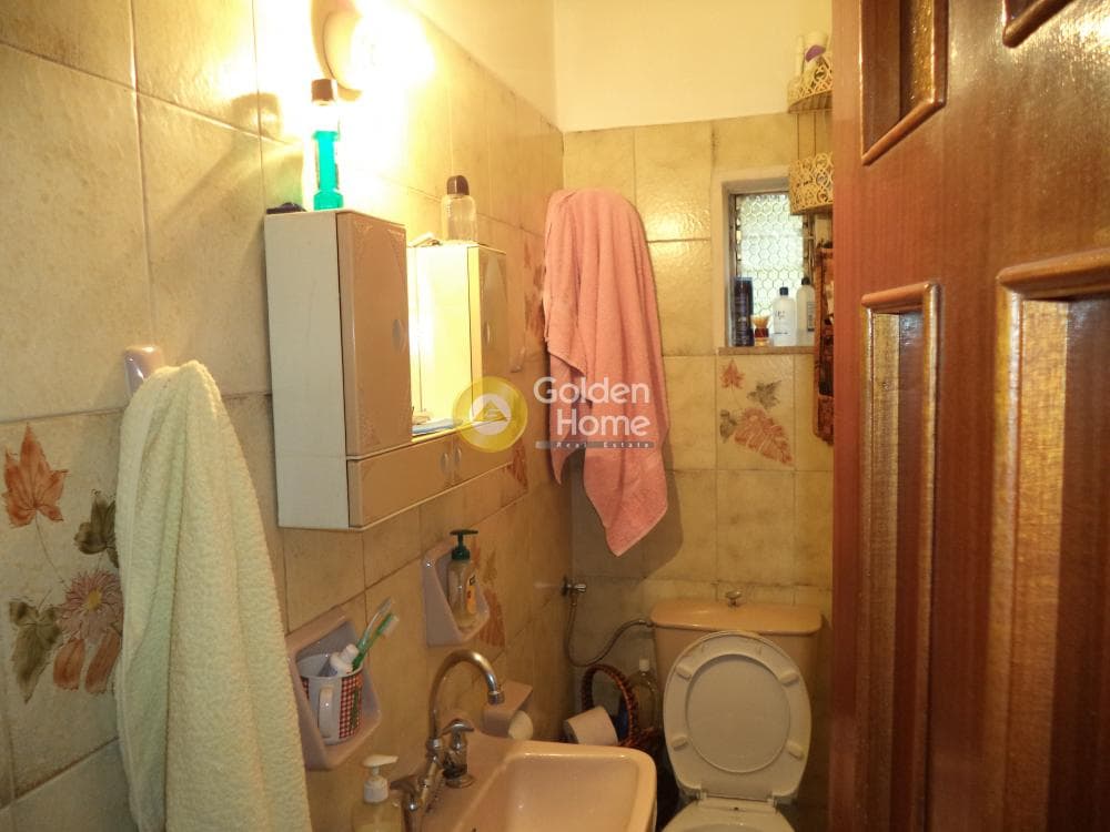 Apartment in Center, Akrata — Photo 2 of 10