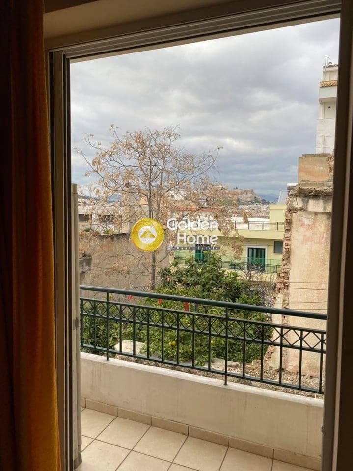 Apartment in Agios Ioannis, Neos Kosmos — Photo 1 of 7
