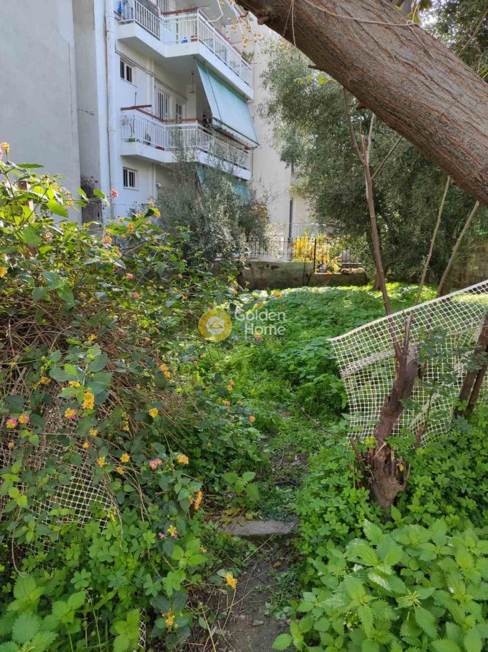Building Plot in Ano Lofos, Peristeri — Photo 1 of 3