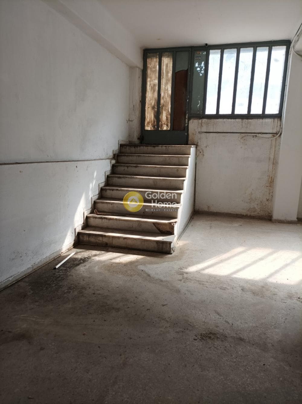 Warehouse in Leof. Liosion, Attiki — Photo 3 of 15