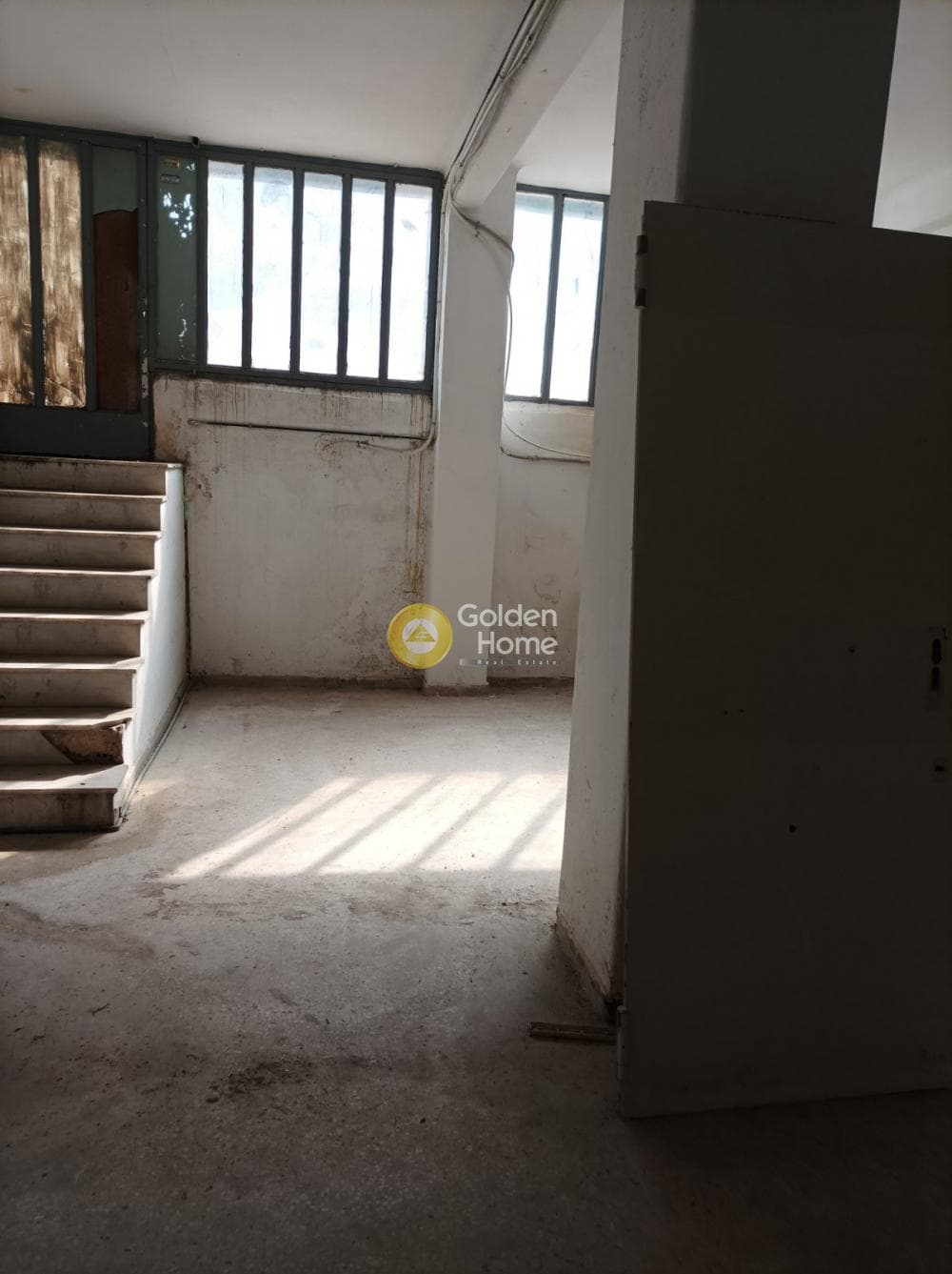 Warehouse in Leof. Liosion, Attiki — Photo 4 of 15