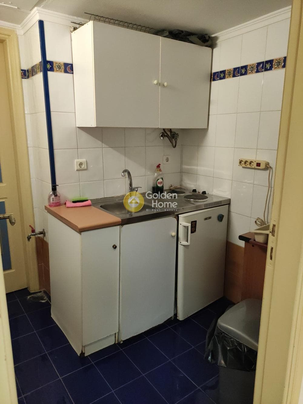 Office in Platia Karitsi, Kentro — Photo 20 of 25