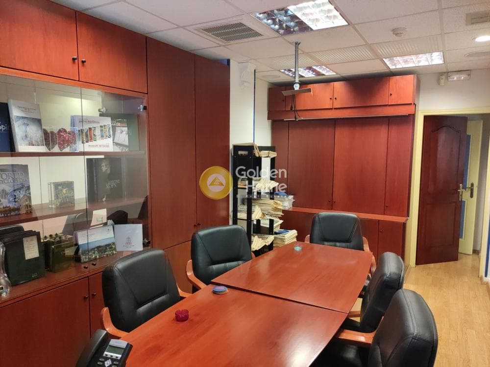 Office in Platia Karitsi, Kentro — Photo 3 of 25