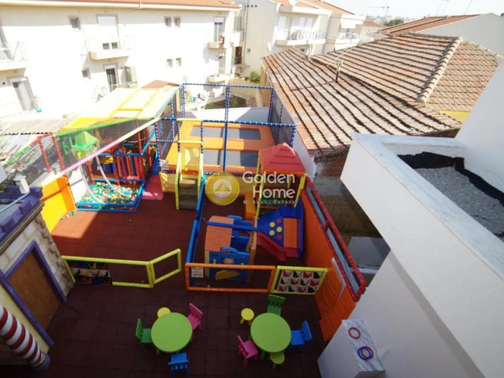 Retail Store in Plagiari, Mikra — Photo 11 of 22