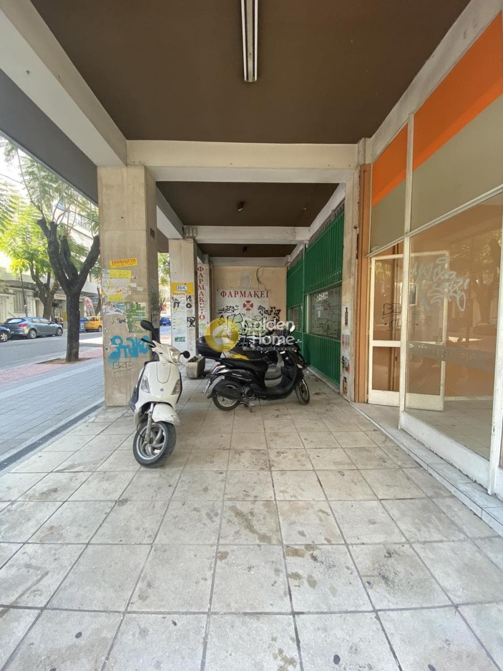 Κατάστημα στην Αγία Σοφία, Πάτρα — Φωτογραφία 3 από 11
