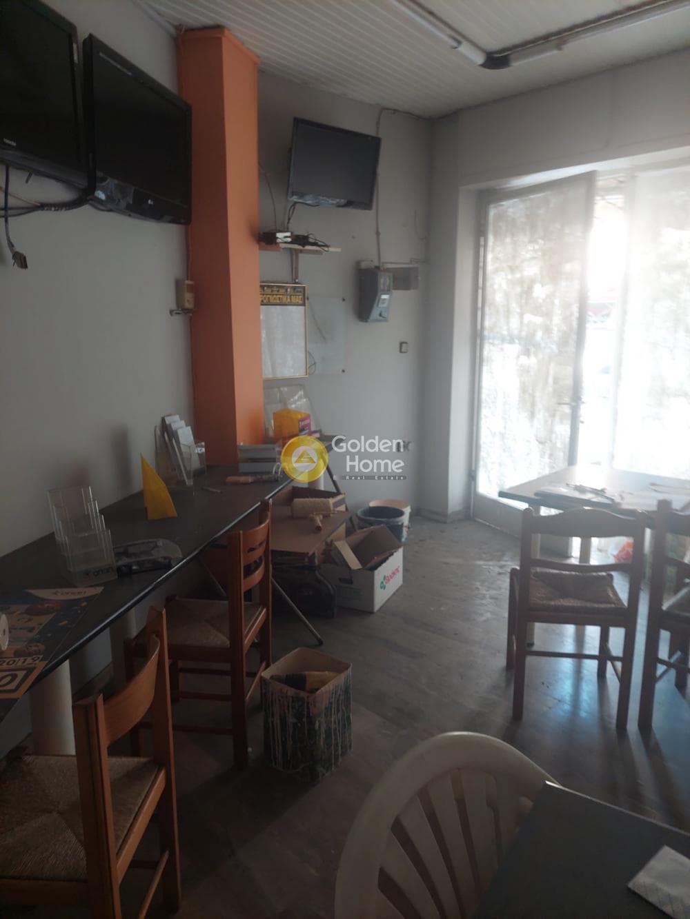Retail Store in Palatiani, Ilion — Photo 2 of 6