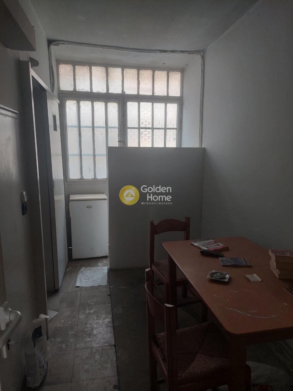 Retail Store in Palatiani, Ilion — Photo 6 of 6