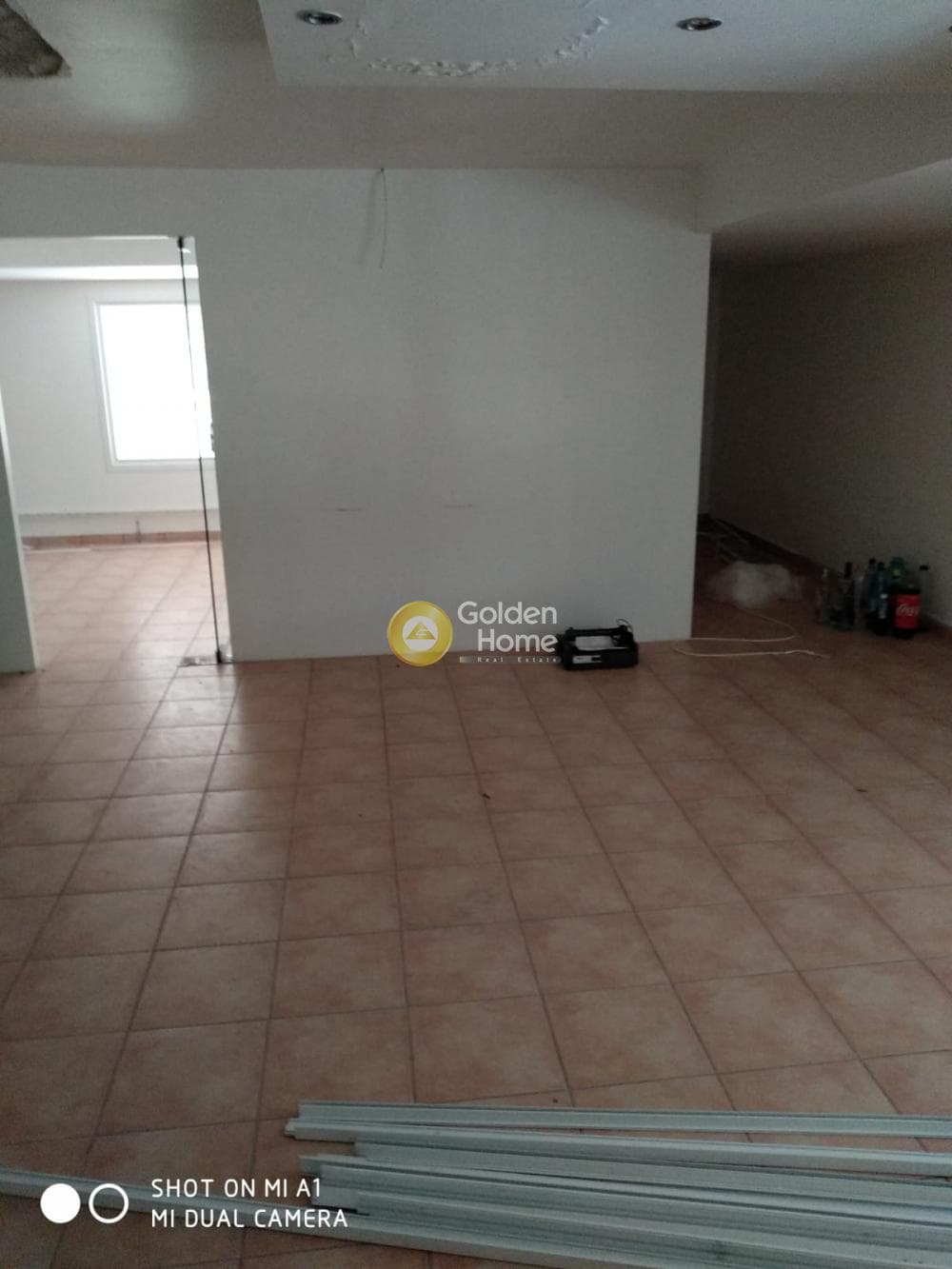 Retail Store in Semeli, Attiki — Photo 15 of 15