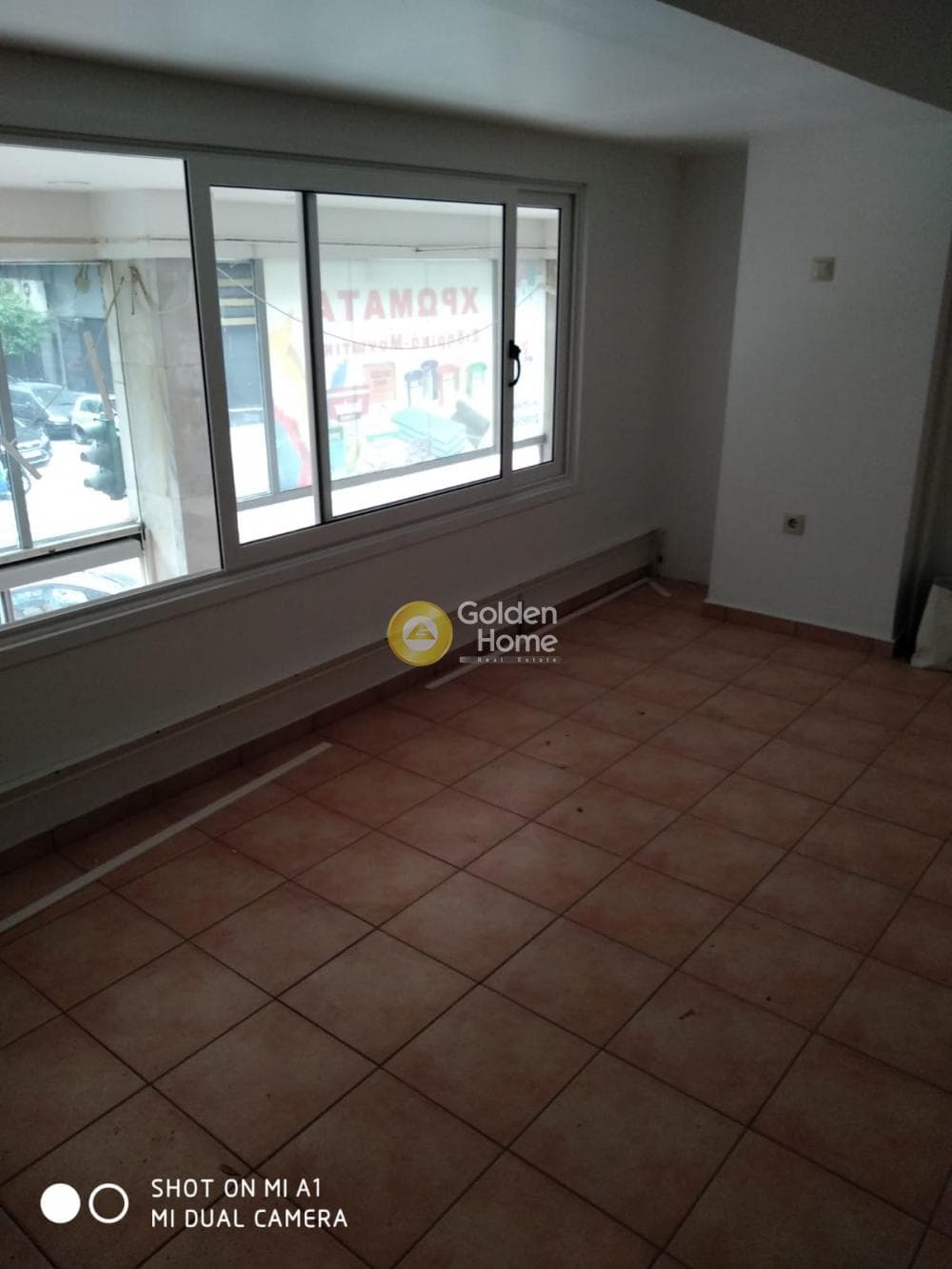 Retail Store in Semeli, Attiki — Photo 5 of 15