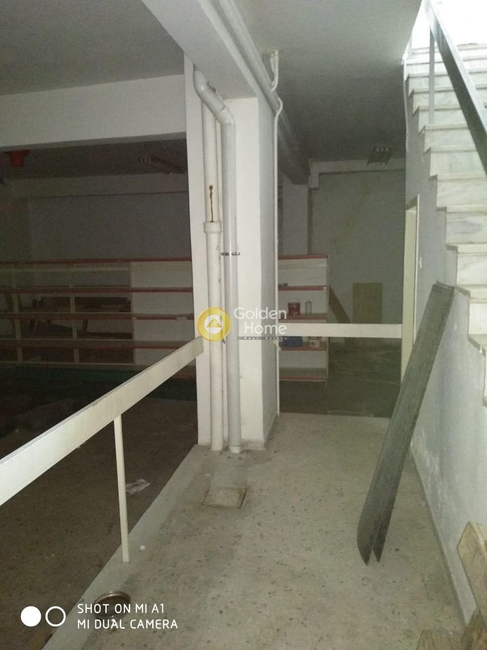Retail Store in Semeli, Attiki — Photo 11 of 15