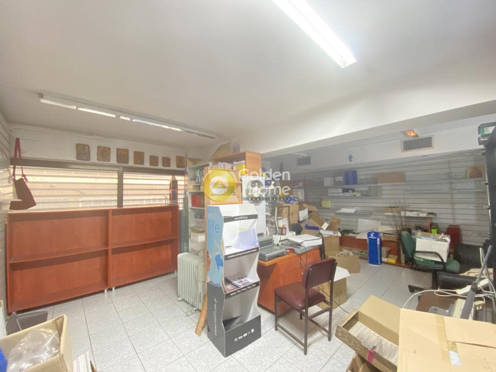 Retail Store in Freattida, Piraeus