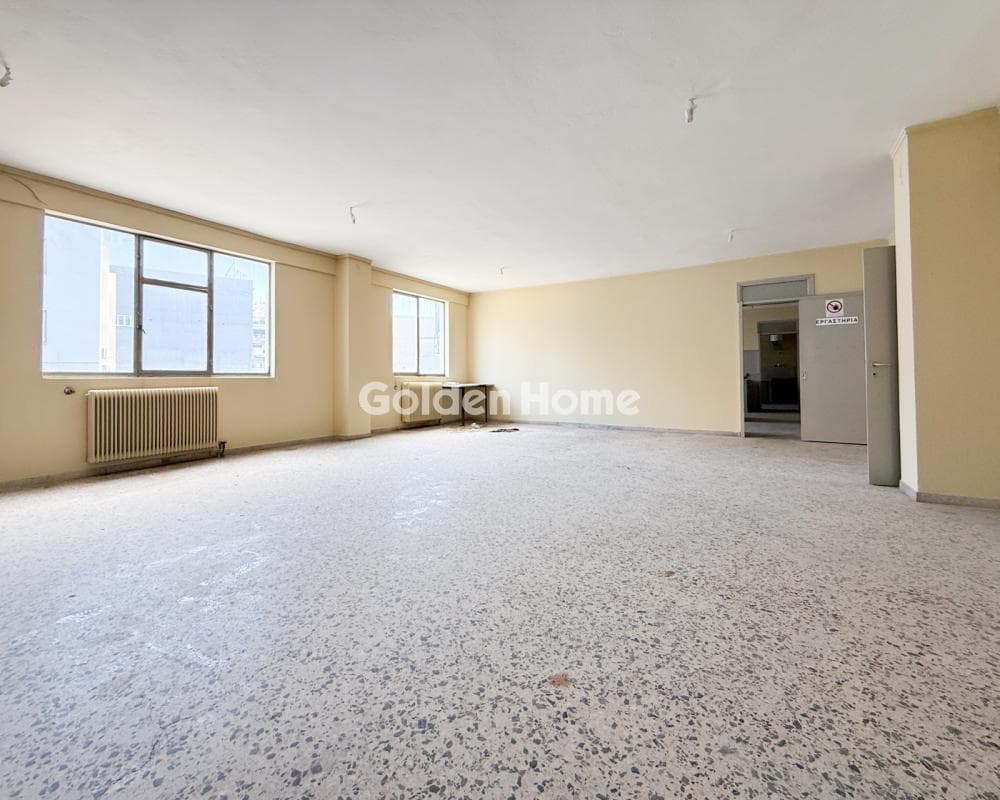 Office in Neo Ikonio, Keratsini — Photo 1 of 10