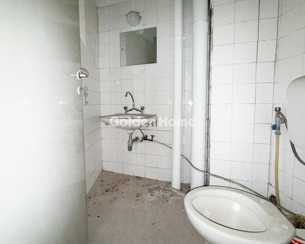 Office in Neo Ikonio, Keratsini — Photo 10 of 10