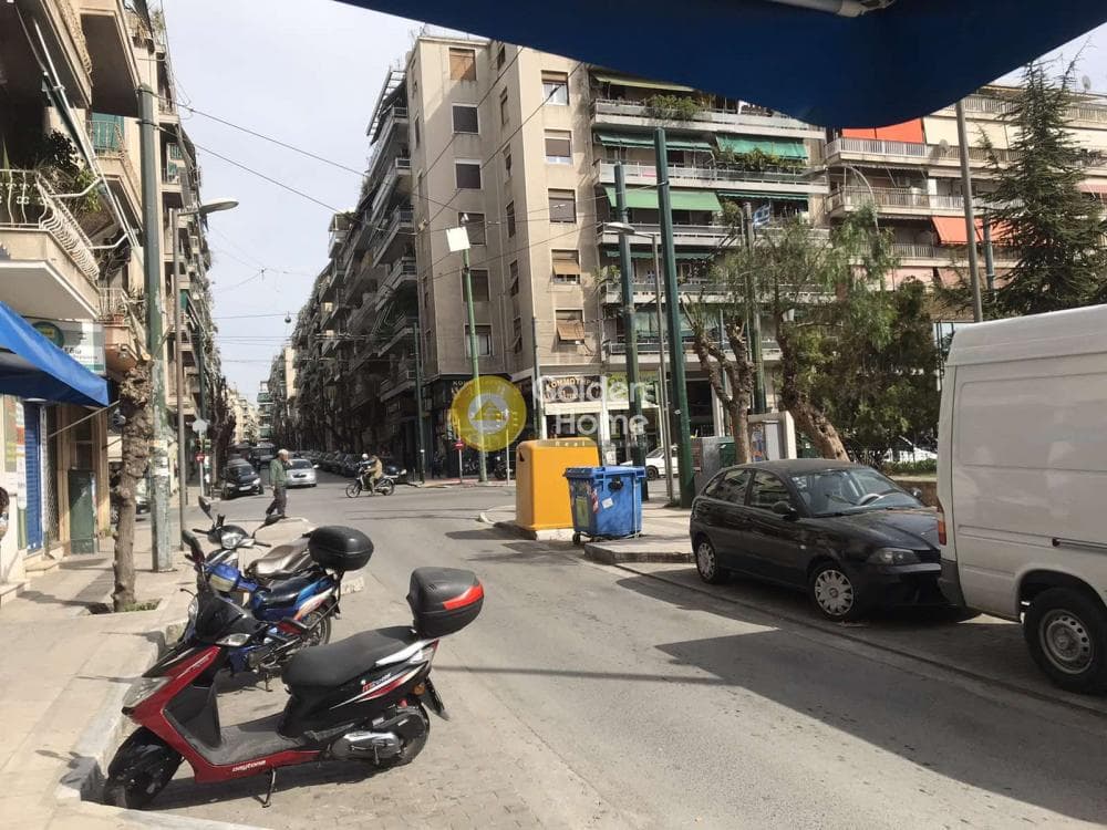 Retail Store in Semeli, Attiki — Photo 5 of 6