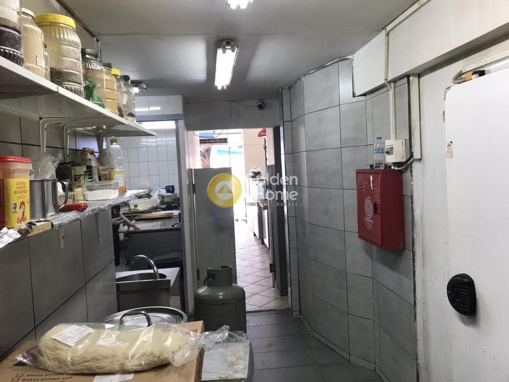 Retail Store in Semeli, Attiki — Photo 6 of 6