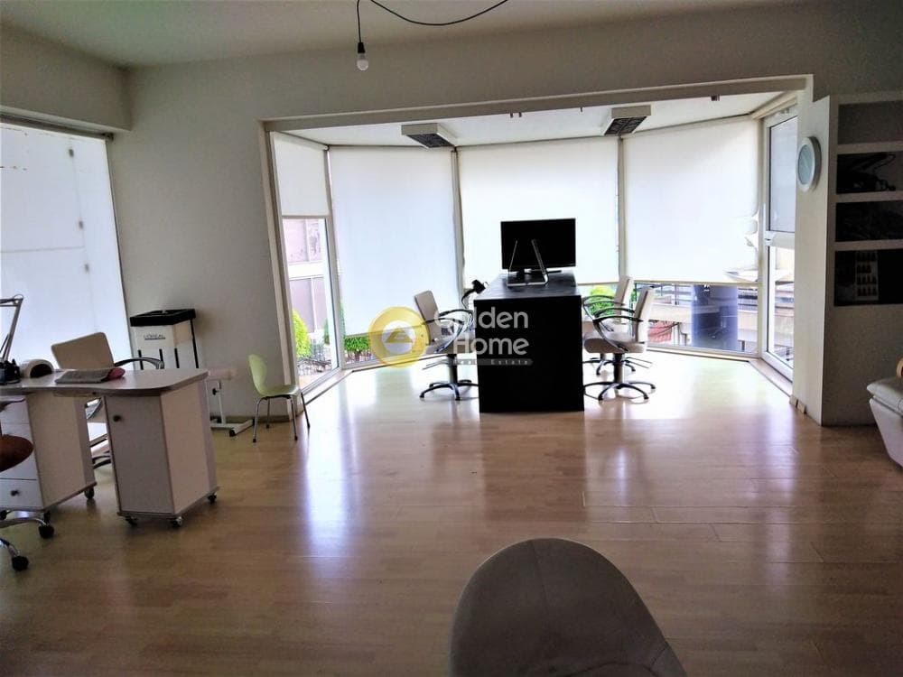 Retail Store in Profitis Ilias, Metamorfosi — Photo 8 of 14