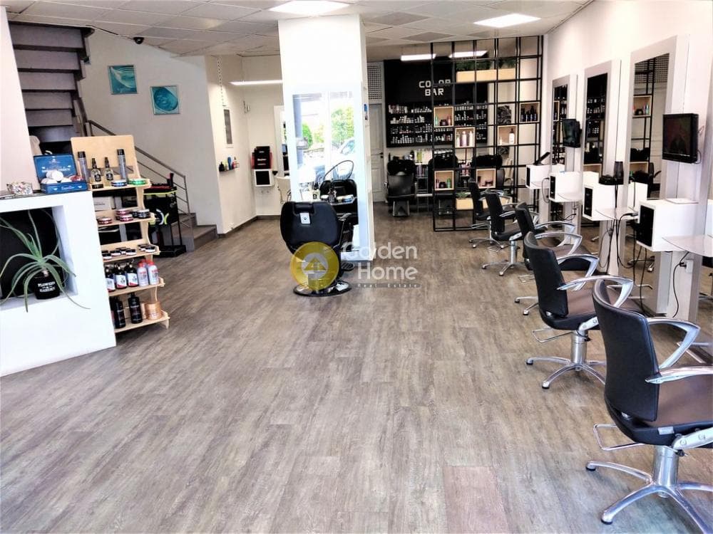 Retail Store in Profitis Ilias, Metamorfosi — Photo 4 of 14