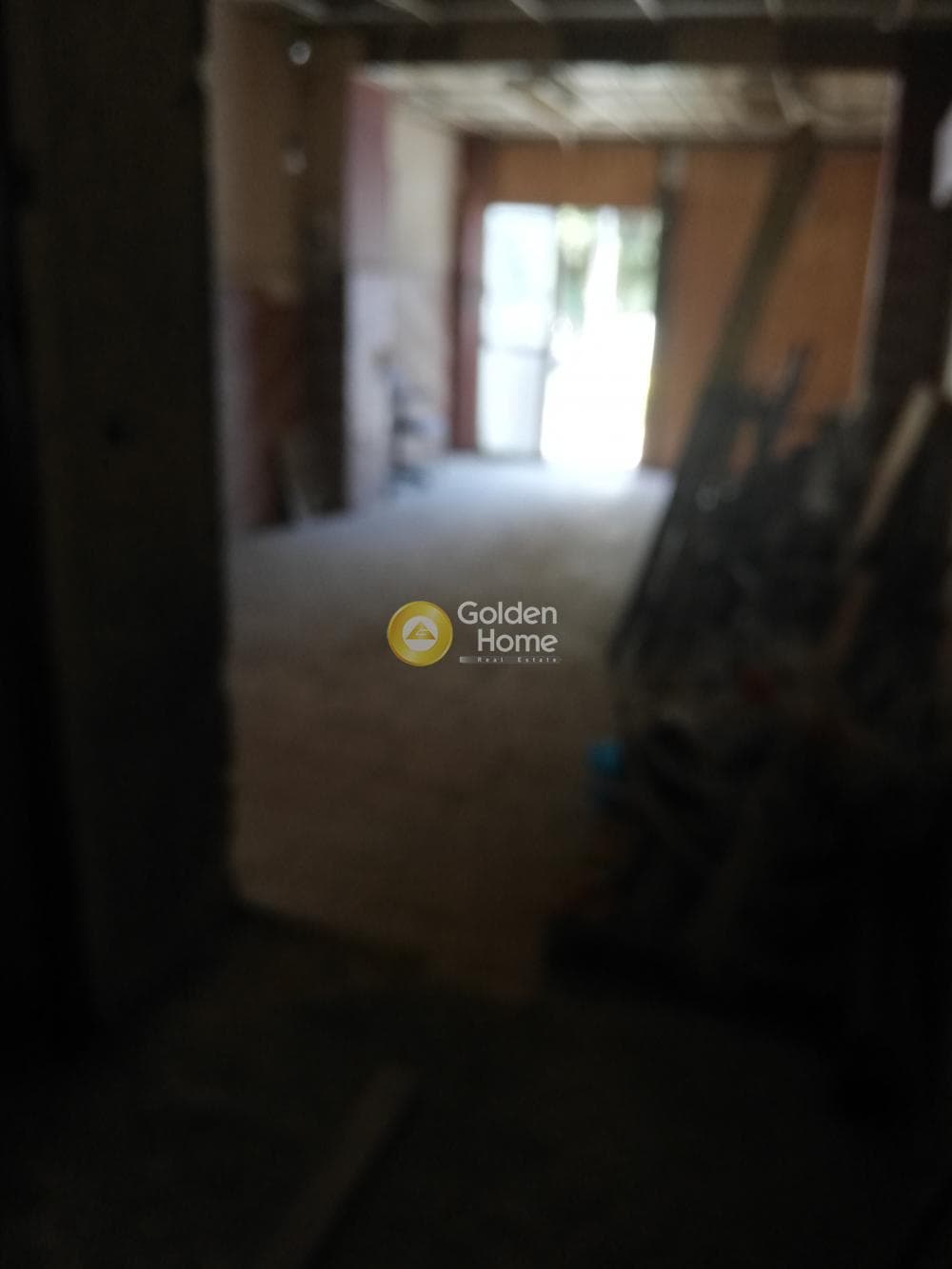Retail Store in Saframpoli, Nea Ionia — Photo 4 of 6