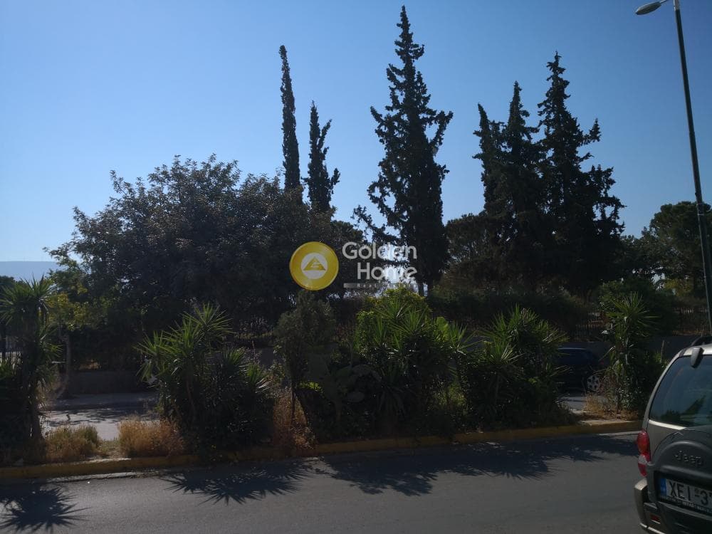 Retail Store in Asirmatos, Agios Dimitrios — Photo 1 of 8