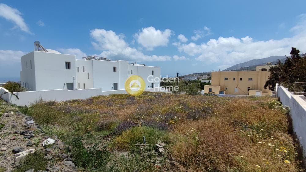 Building Plot in Thira, Santorini — Photo 1 of 8
