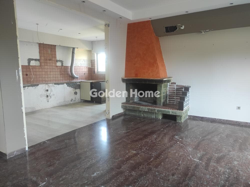 Apartment in Amalieio Orfanotrofeio, Marousi — Photo 2 of 18