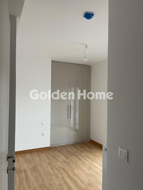 Apartment in Agios Sostis, Neos Kosmos — Photo 18 of 36