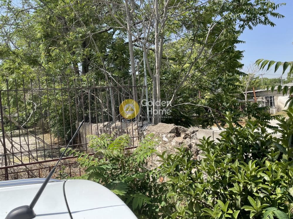 Building Plot in Rouf, Tavros — Photo 2 of 3