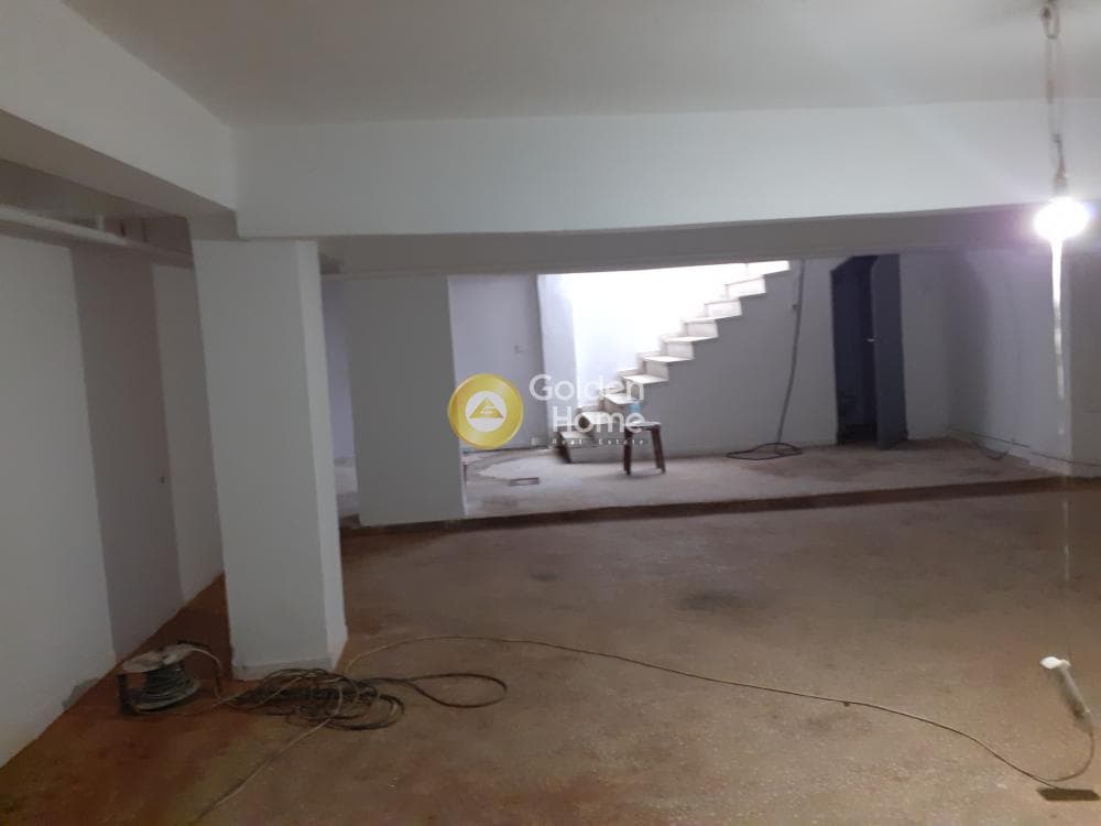 Warehouse in Agios Nikolaos Kaisarianis, Kaisariani — Photo 1 of 13