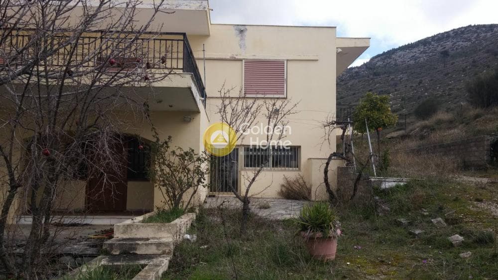 House in Center, Penteli — Photo 2 of 4
