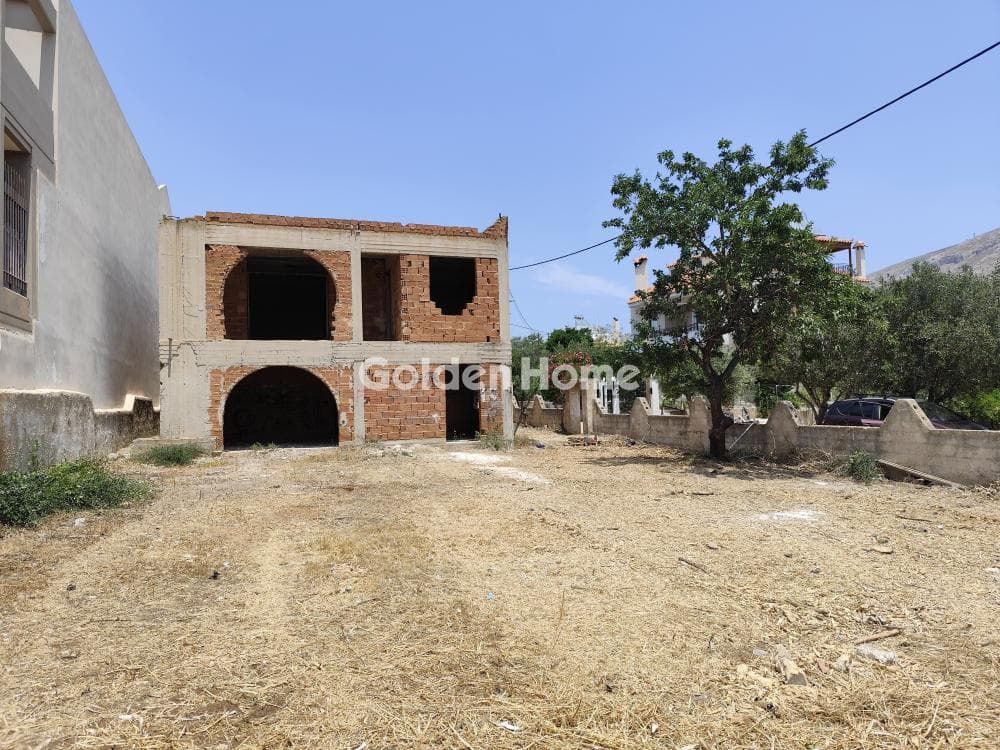 House in Kalivia, Kalivia Thorikou — Photo 1 of 6