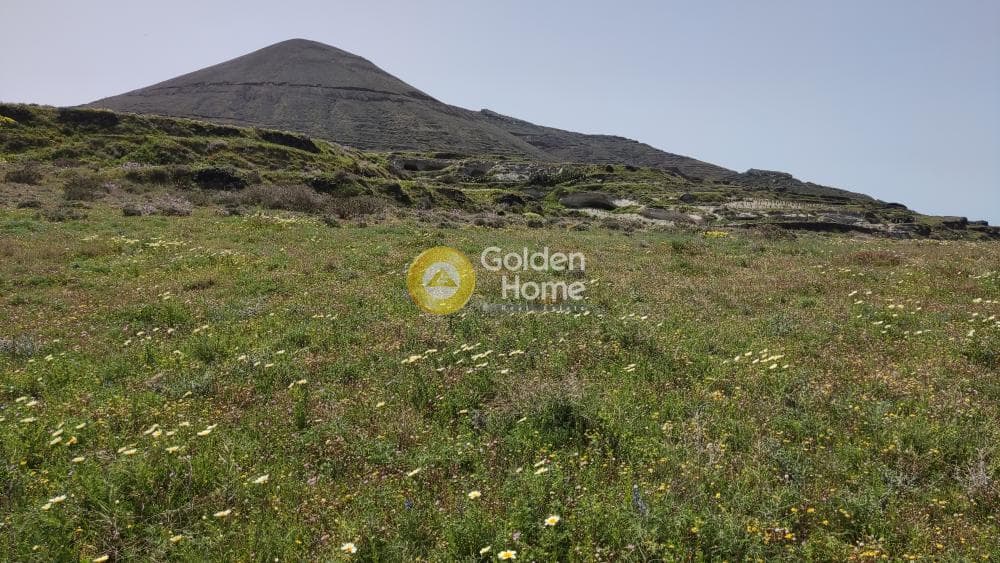 Building Plot in Oia, Santorini — Photo 7 of 9