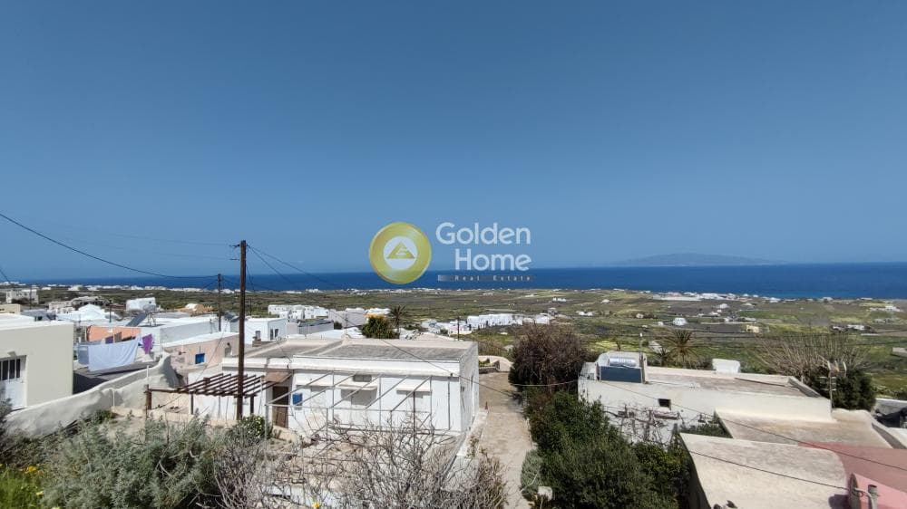Parcel in Oia, Santorini — Photo 4 of 5